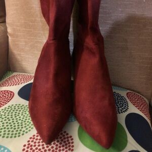 Women's Burgundy Suede Kitten Heel Boots
